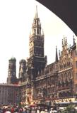 A view of the Rathaus, the Glockenspiel, and Frauenkirche.